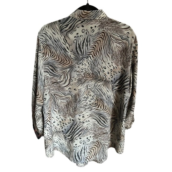 Riva 100% Silk Animal Print Button Up Blouse M Medium 3/4 Sleeve Zebra Leopard - Picture 7 of 12